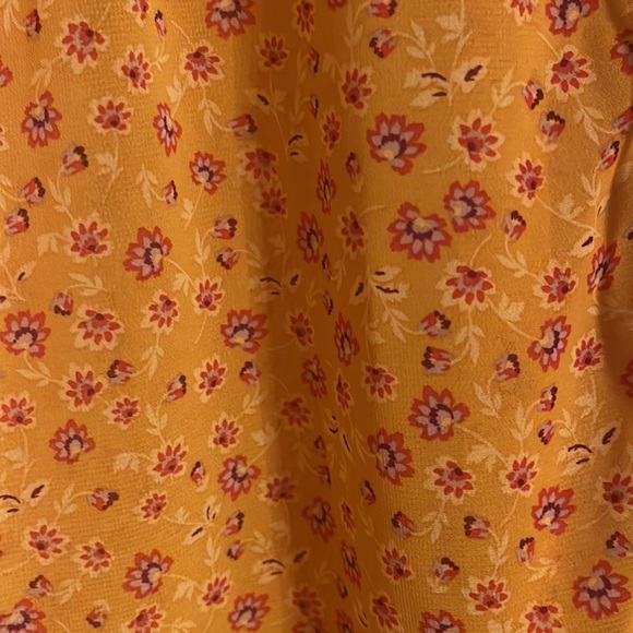 Flowy blouse - Picture 2 of 4